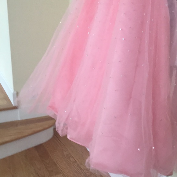 Dress - Picture 4 of 7